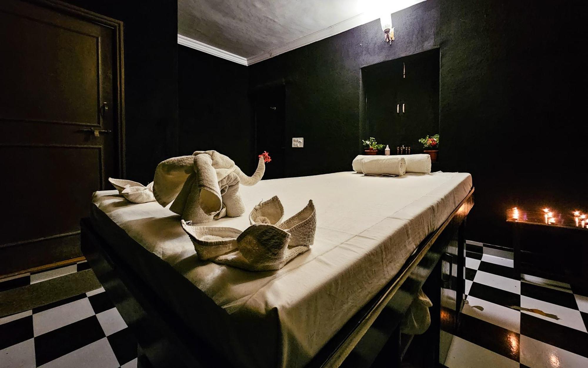 The Amargarh Hotel Udaipur Buitenkant foto