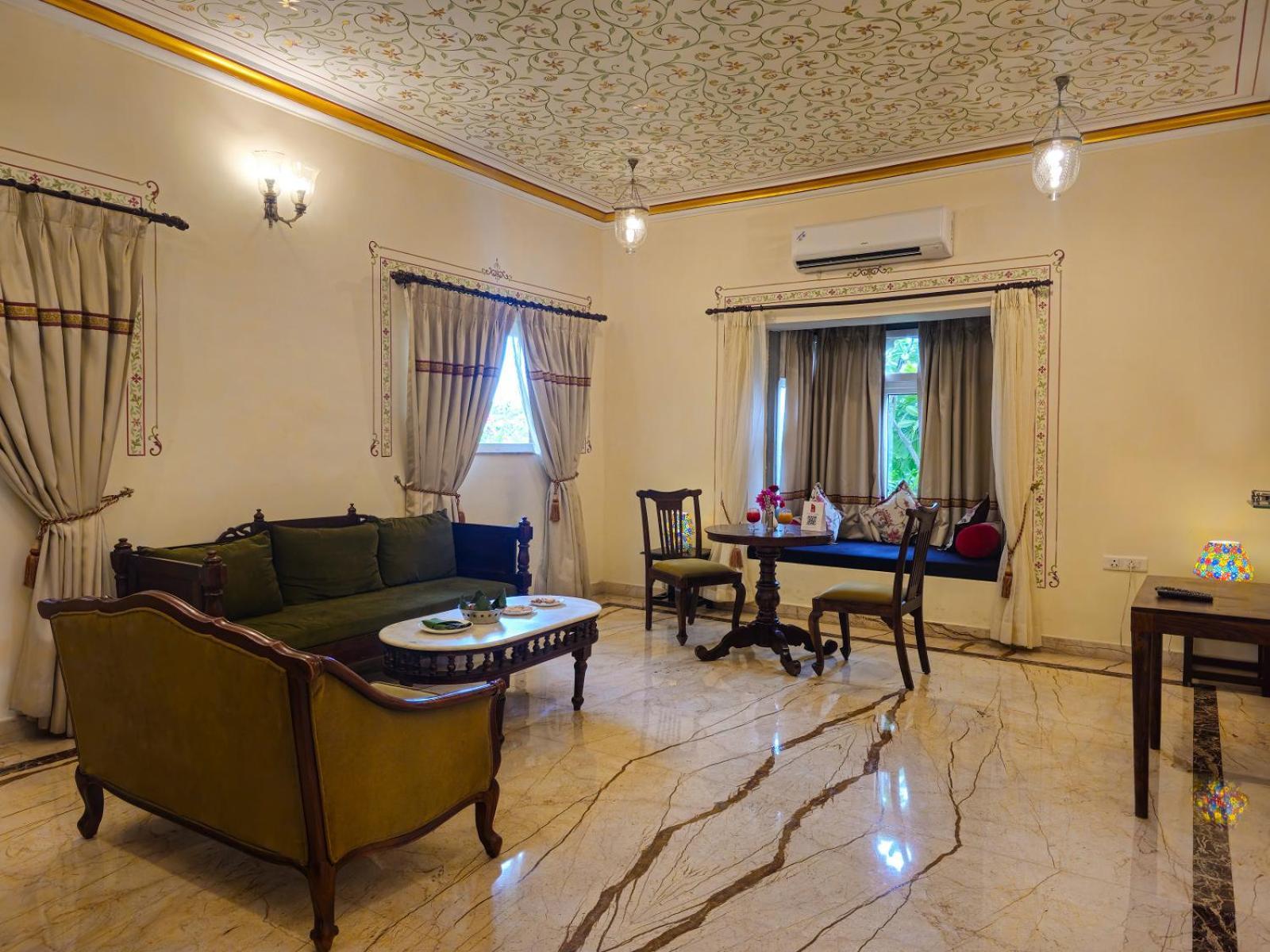 The Amargarh Hotel Udaipur Buitenkant foto