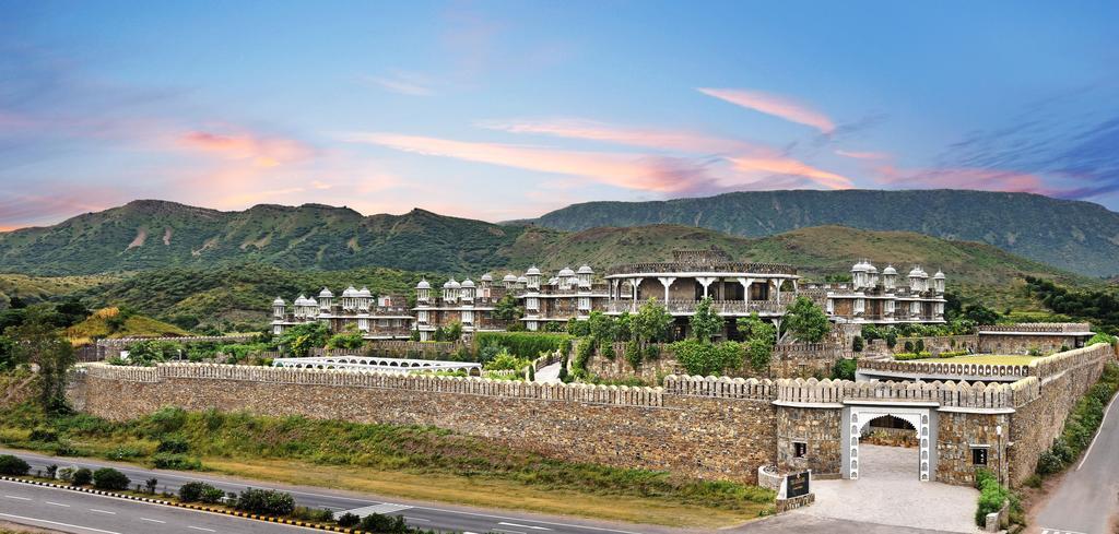The Amargarh Hotel Udaipur Buitenkant foto