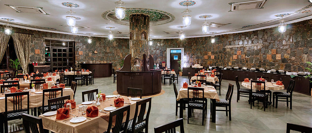 The Amargarh Hotel Udaipur Buitenkant foto