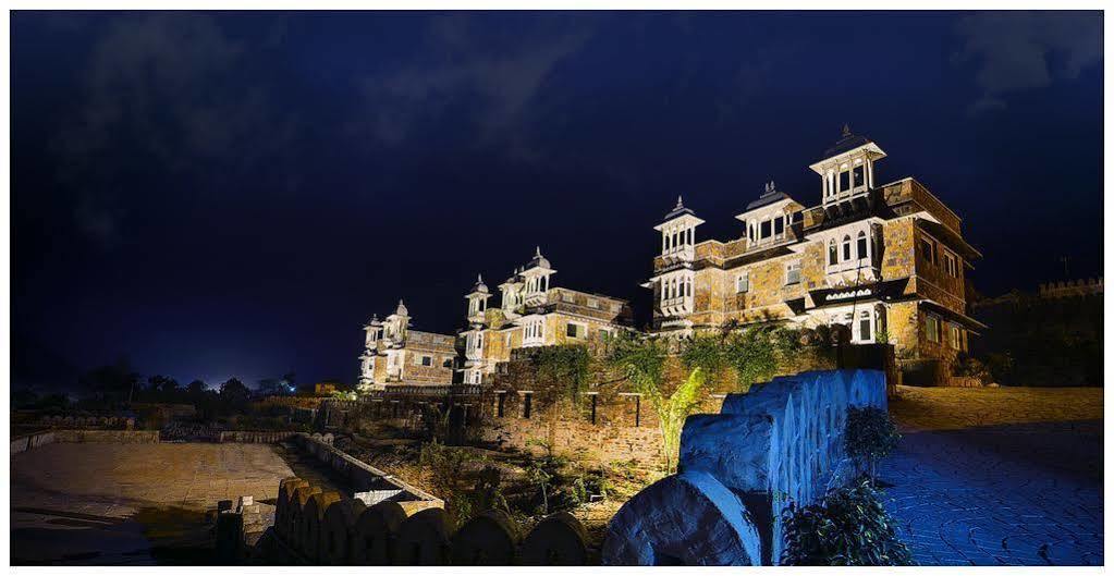 The Amargarh Hotel Udaipur Buitenkant foto