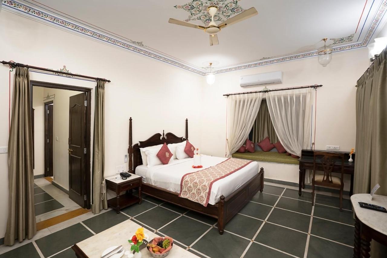 The Amargarh Hotel Udaipur Buitenkant foto